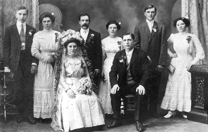 Grandparents’ wedding in Chicago. Rozalia Šerytė and Vincent Radziwil, 1910.