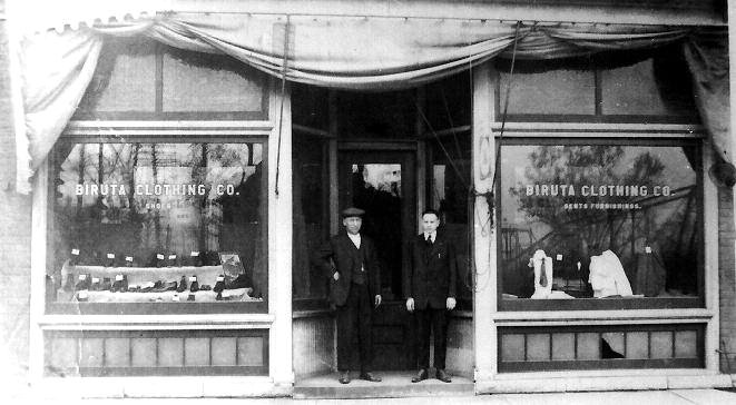 Nobel Prize winner Robert Shiller’s grandfather’s shop, “The Biruta” clothing store. Detroit, 1918.