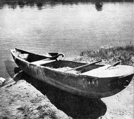 Dugout canoe by Merkinė in Dzūkija